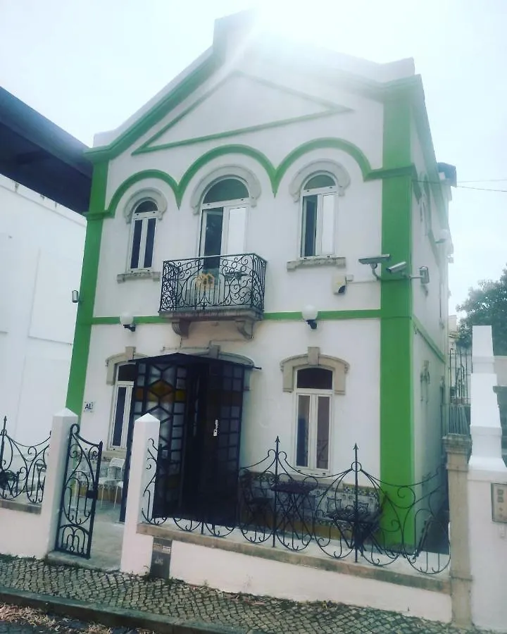 White House Lisbon Hostel