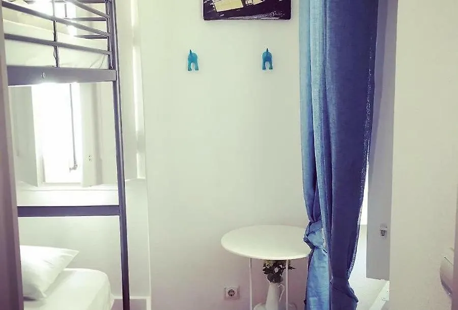 White House Lisbon Hostel Portugal